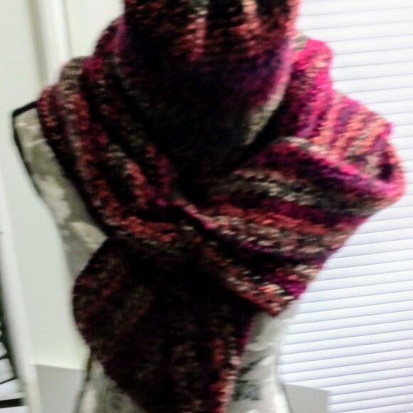 BEENIE & SCARF SET - Picture 2 of 3